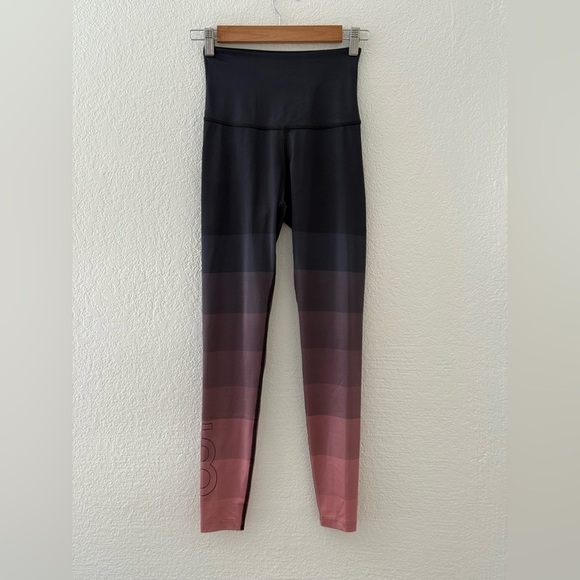 Beyond Yoga Lux High-Rise Ombré Striped Leggings Size XS - Picture 4 of 10